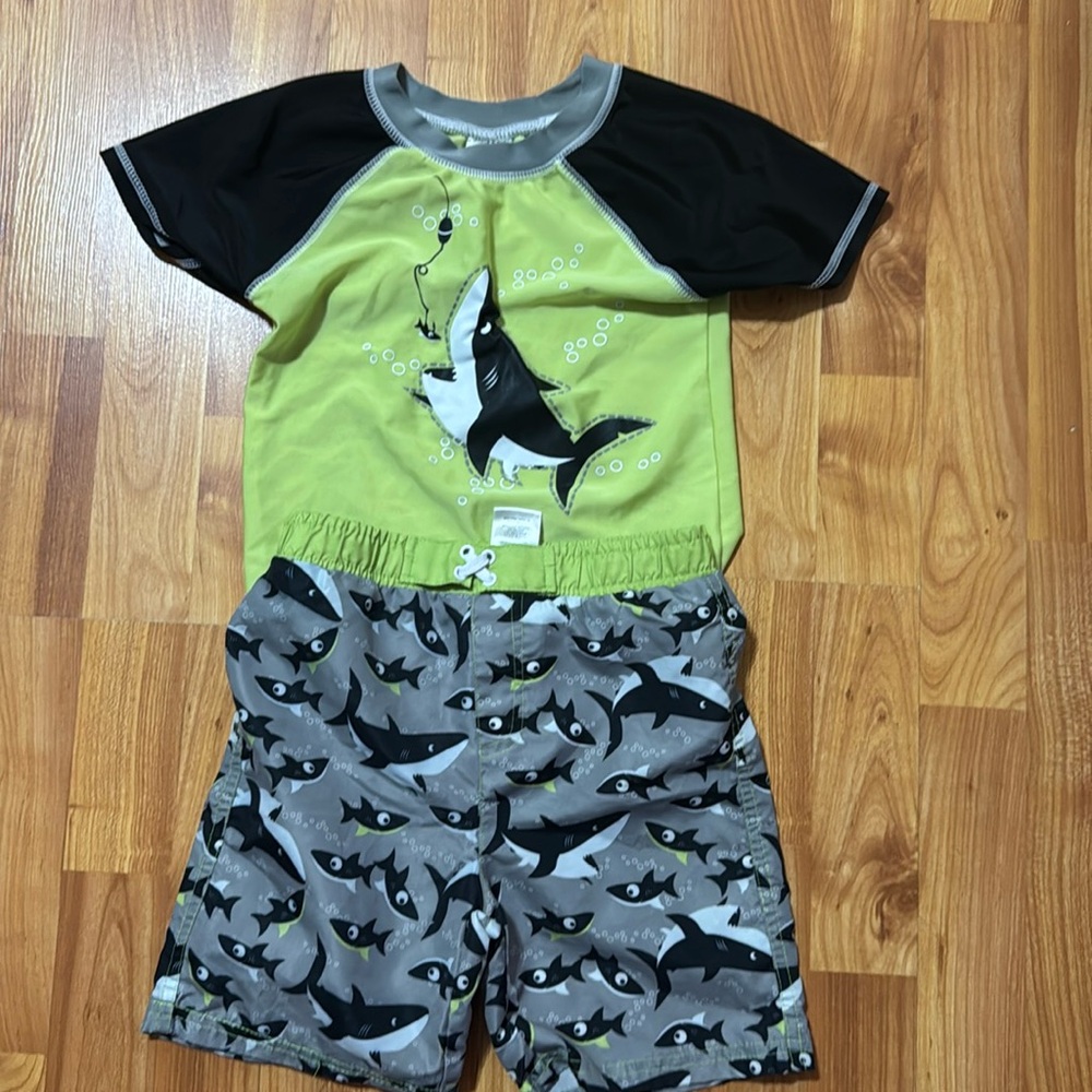 Boys swimsuit size 5